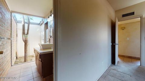 5702 E 14th St, Tucson, AZ 85711 photo 18