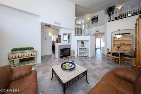 8713 S Desert Rainbow Dr, Tucson, AZ 85747 photo 4