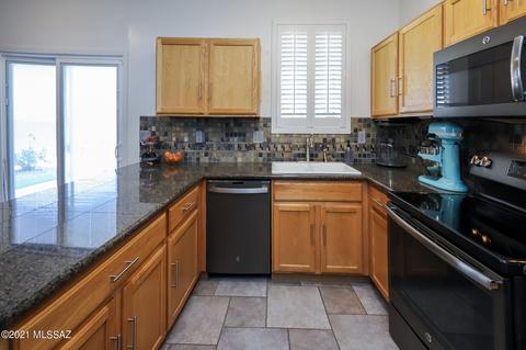 8713 S Desert Rainbow Dr, Tucson, AZ 85747 photo 12