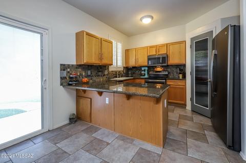 8713 S Desert Rainbow Dr, Tucson, AZ 85747 photo 11