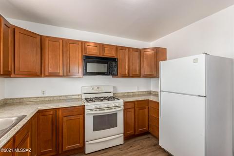 2019 E Silver St, Tucson, AZ 85719 photo 10