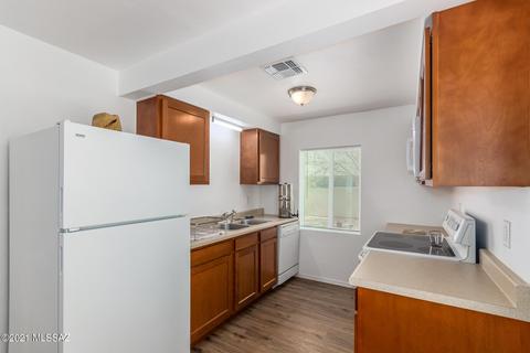 2019 E Silver St, Tucson, AZ 85719 photo 12