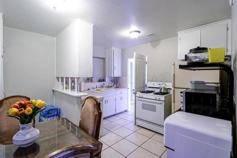 6052 E 22nd St, Tucson, AZ 85711 photo 11