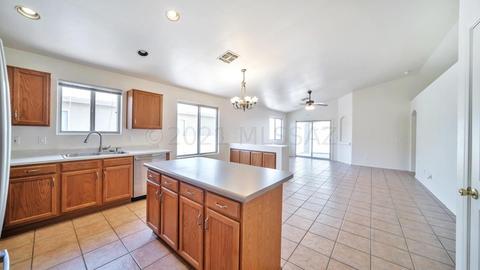 8305 S Bainbridge Rd, Tucson, AZ 85747 photo 7
