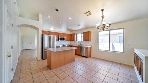 8305 S Bainbridge Rd, Tucson, AZ 85747 photo 9