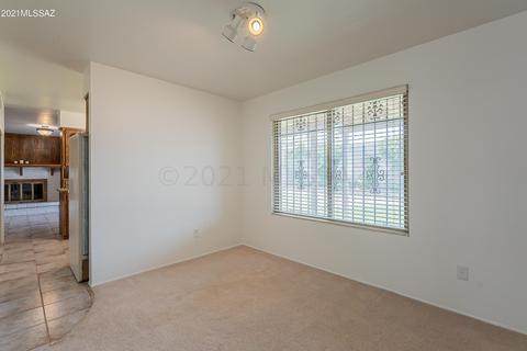 9230 E Simon Pl, Tucson, AZ 85710 photo 8