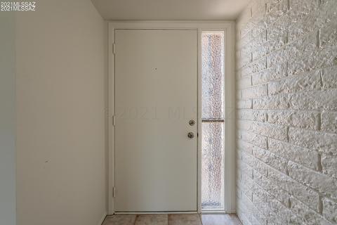 9230 E Simon Pl, Tucson, AZ 85710 photo 4