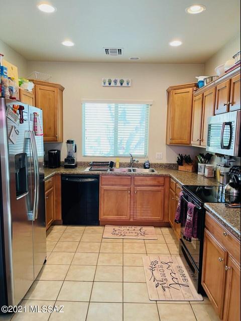 10624 E Native Rose Trl, Tucson, AZ 85747 photo 3