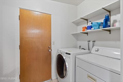8946 E Maple Leaf Dr, Tucson, AZ 85710 photo 20