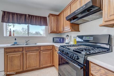 6172 E Bramble St, Tucson, AZ 85756 photo 7