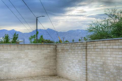 4219 E Sylvane Dr, Tucson, AZ 85711 photo 22