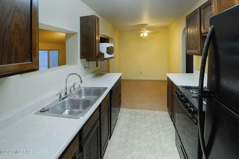 4219 E Sylvane Dr, Tucson, AZ 85711 photo 5