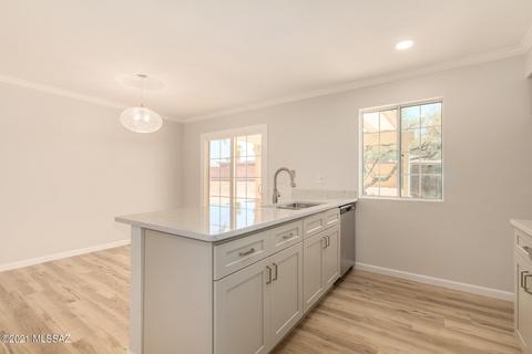9412 E Lorain Pl, Tucson, AZ 85710 photo 11
