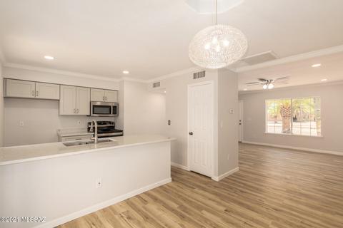 9412 E Lorain Pl, Tucson, AZ 85710 photo 7