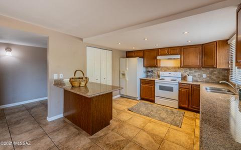 8342 E 7th St, Tucson, AZ 85710 photo 12