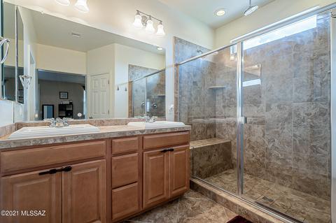 11454 E Desert Raptor Loop, Tucson, AZ 85747 photo 6