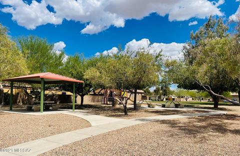 10539 E Carolina Willow Ln, Tucson, AZ 85747 photo 6