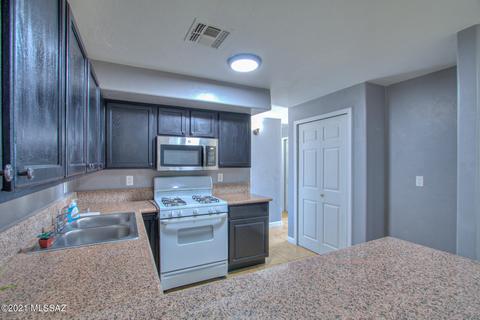 7309 E Montecito Dr, Tucson, AZ 85710 photo 6
