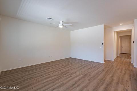 14256 E Axle Dr, Vail, AZ 85641 photo 8
