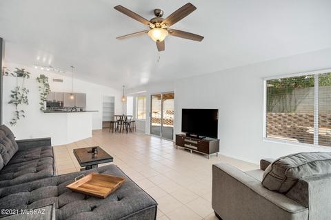 9671 E Azuma Way, Tucson, AZ 85747 photo 10