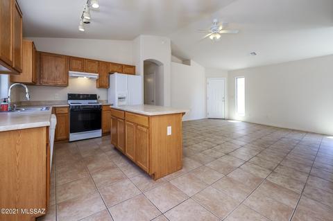 4272 E Ocotillo Desert Trl, Tucson, AZ 85706 photo 6