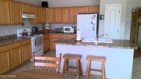 10666 E Rose Hill St, Tucson, AZ 85747 photo 6