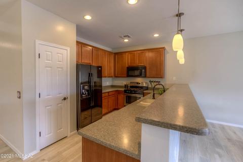 17073 S Mesa Shadows Dr, Vail, AZ 85641 photo 6