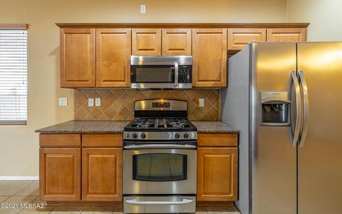 528 E Salt River Pl, Vail, AZ 85641 photo 12