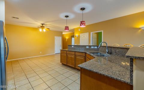 528 E Salt River Pl, Vail, AZ 85641 photo 13