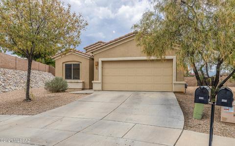 528 E Salt River Pl, Vail, AZ 85641 photo 1