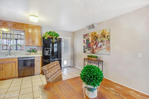 406 E Roger Rd, Tucson, AZ 85705 photo 11