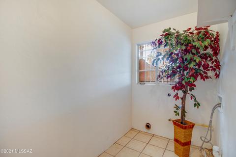 406 E Roger Rd, Tucson, AZ 85705 photo 24