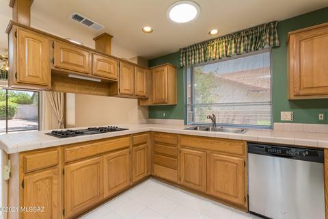 63834 E High Point Ln, Tucson, AZ 85739 photo 2