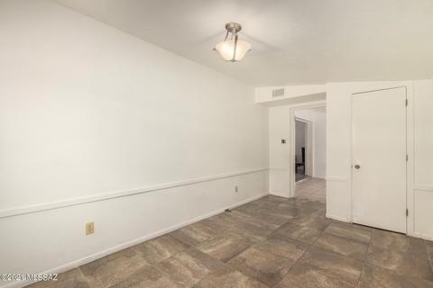 5330 E 2nd St, Tucson, AZ 85711 photo 12