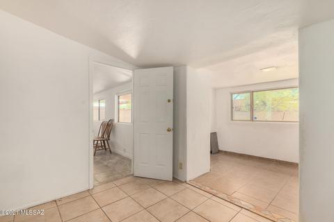 5330 E 2nd St, Tucson, AZ 85711 photo 14
