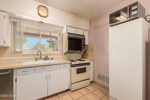 5330 E 2nd St, Tucson, AZ 85711 photo 5