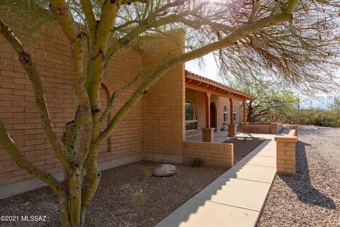 7905 E Cloud Rd, Tucson, AZ 85750 photo 5