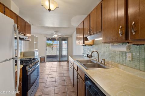 9841 E Golf Links Rd, Tucson, AZ 85730 photo 2