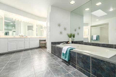 4520 E Ina Rd, Tucson, AZ 85718 photo 27