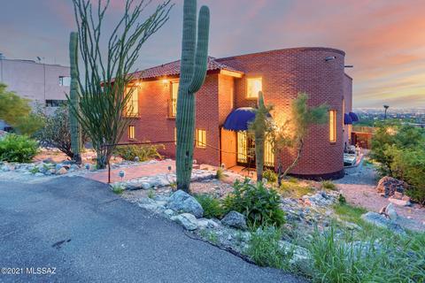 4520 E Ina Rd, Tucson, AZ 85718 photo 2