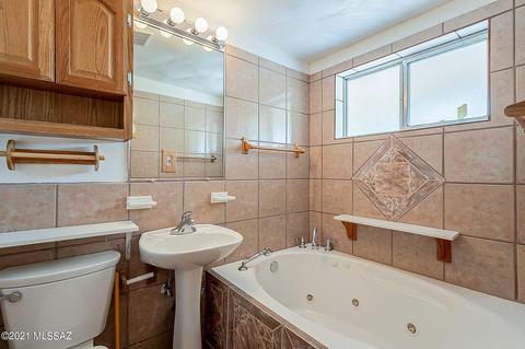 6907 E Nelson Dr, Tucson, AZ 85730 photo 13