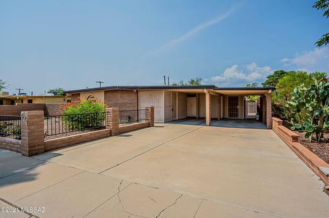 6907 E Nelson Dr, Tucson, AZ 85730 photo 2