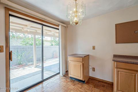 6907 E Nelson Dr, Tucson, AZ 85730 photo 7