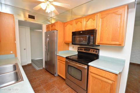 7934 E Beverly St, Tucson, AZ 85710 photo 6