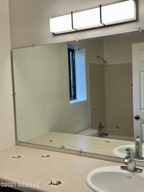 815 E Helen St, Tucson, AZ 85719 photo 18