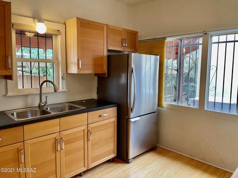 815 E Helen St, Tucson, AZ 85719 photo 10
