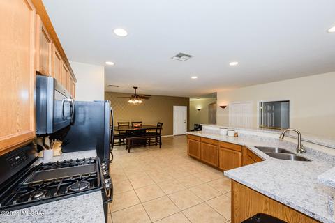7192 S Parsons Tale Dr, Tucson, AZ 85756 photo 9
