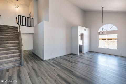 8061 E Hampton Dr, Tucson, AZ 85715 photo 8