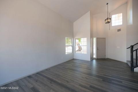 8061 E Hampton Dr, Tucson, AZ 85715 photo 6