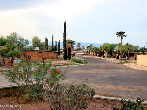 9342 E Myra Dr, Tucson, AZ 85730 photo 6